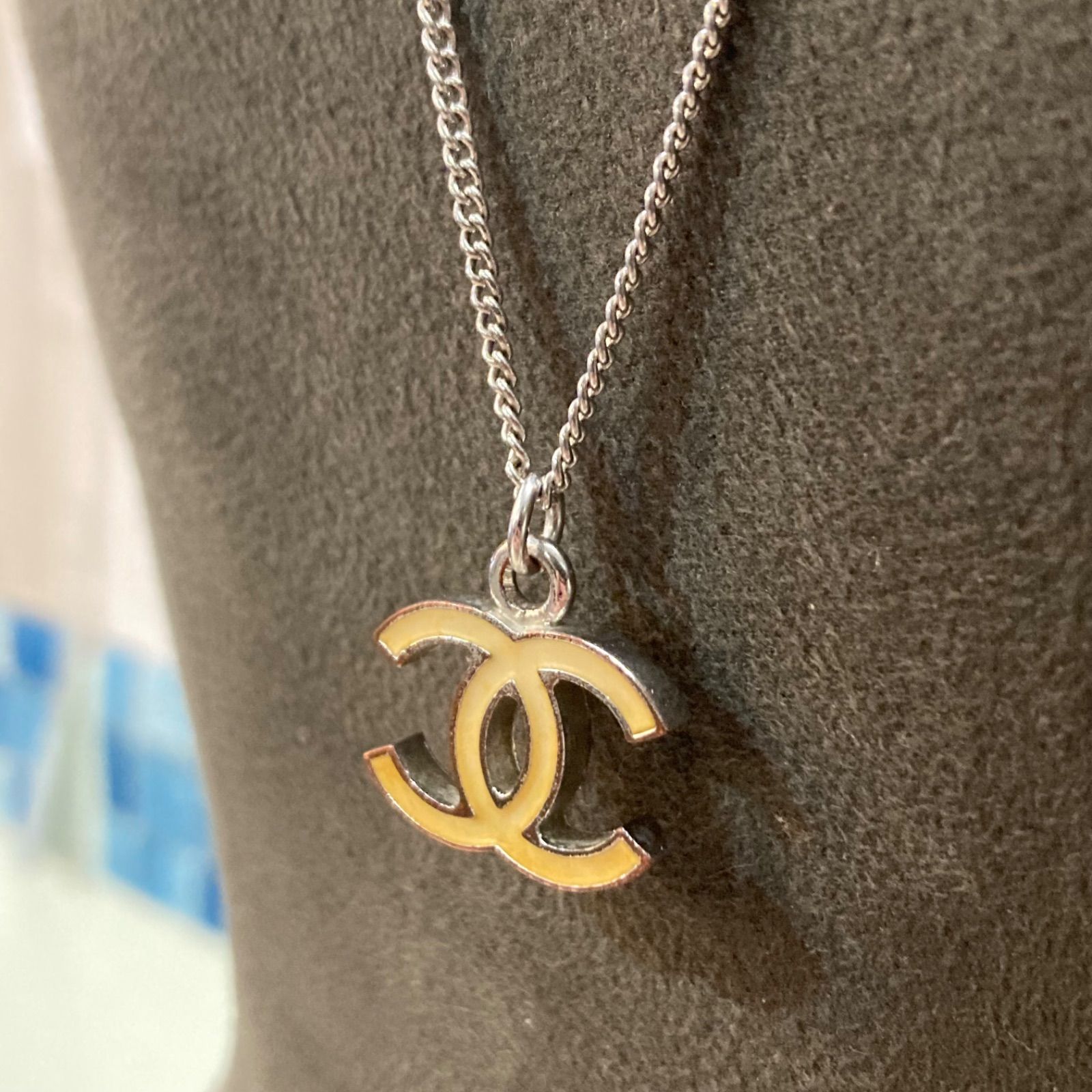 CHANEL シャネル ココマーク ネックレス アイボリー - メルカリ