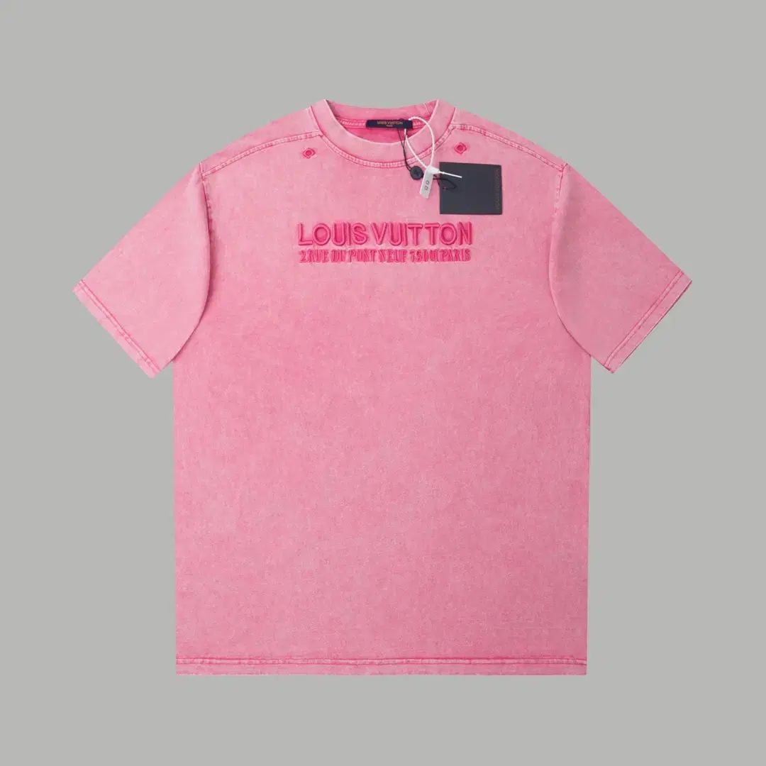 【お洒落ピンクで魅力引き立つ♪】ルイヴィトン ロゴTシャツ ピンク系 Louis Vuitton(ルイヴィトン) Tシャツ・カットソー