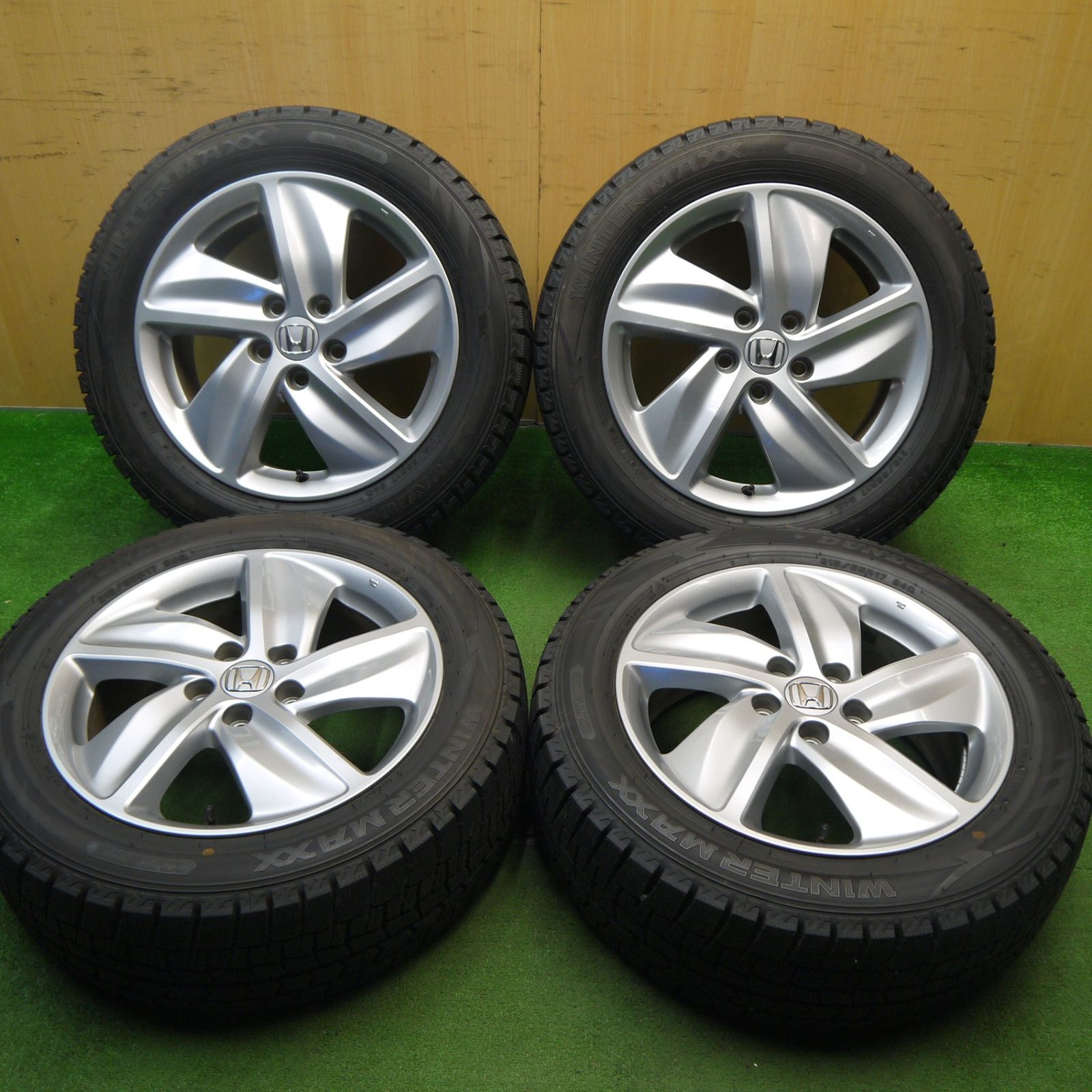 超バリ溝 22年 キレイ ほぼ10分 ホンダ ヴェゼル 純正 215|55R17 スタッドレス ダンロップ ウインターマックス WM02 17インチ PCD114.3|5H 5041402Hス