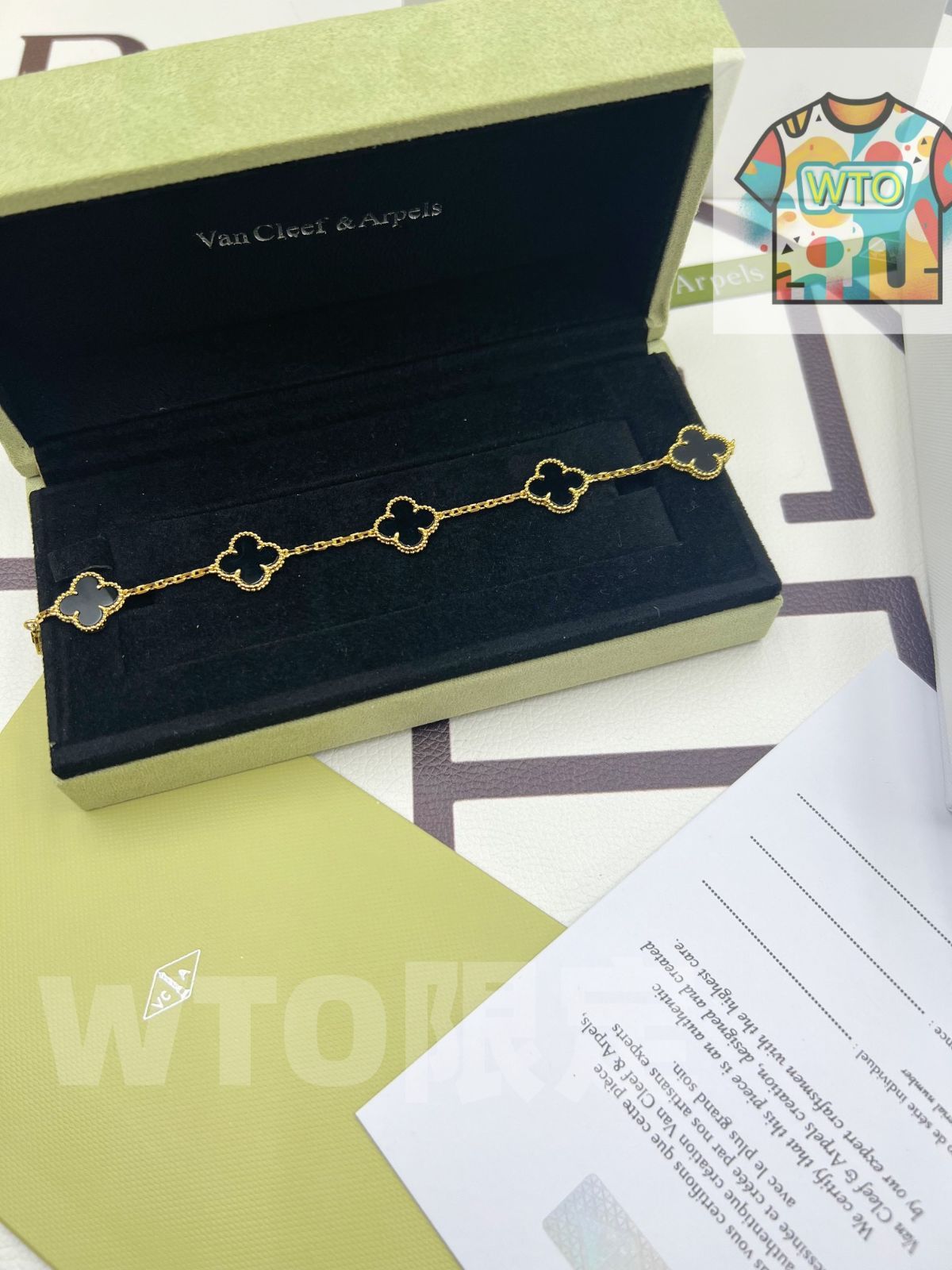 Van Cleef & Arpels] ヴァン クリーフ＆アーペル 四つ葉の