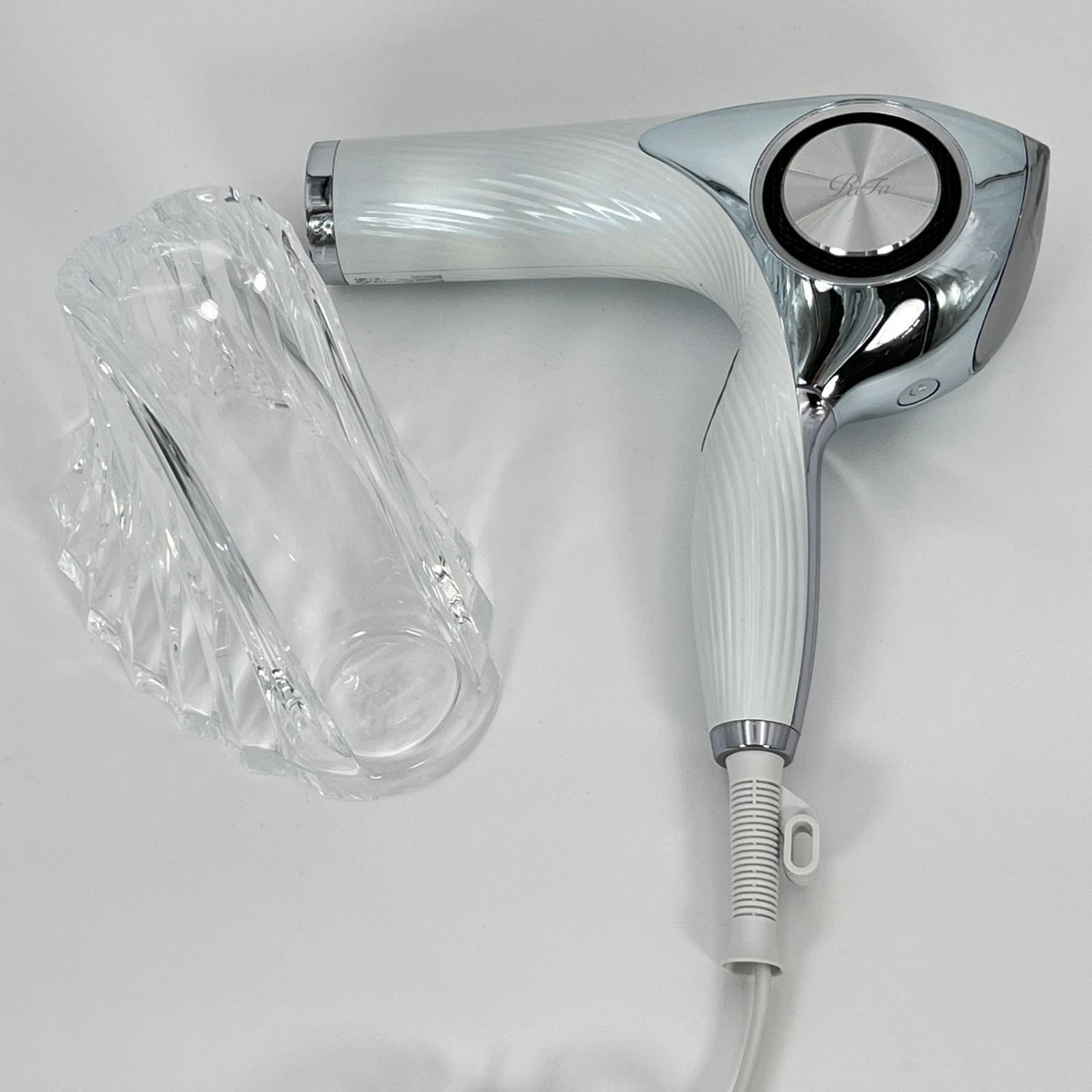 リファ ドライヤー RE-AJ02A ホワイト ヘアドライヤー スタンド付き リファ ドライヤー RE-AJ02A ホワイト ヘアドライヤー スタンド