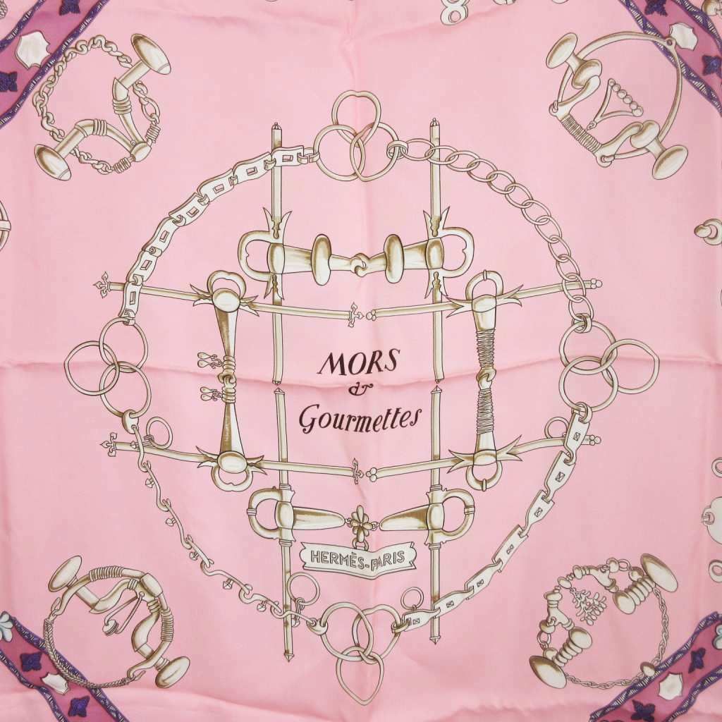 【新品未使用】希少　エルメス　カレ90　馬銜と鎖　ピンク、ホワイト　スカーフ エルメス HERMES 馬銜と鎖 カレ90 スカーフ 大判 シルク ピンク