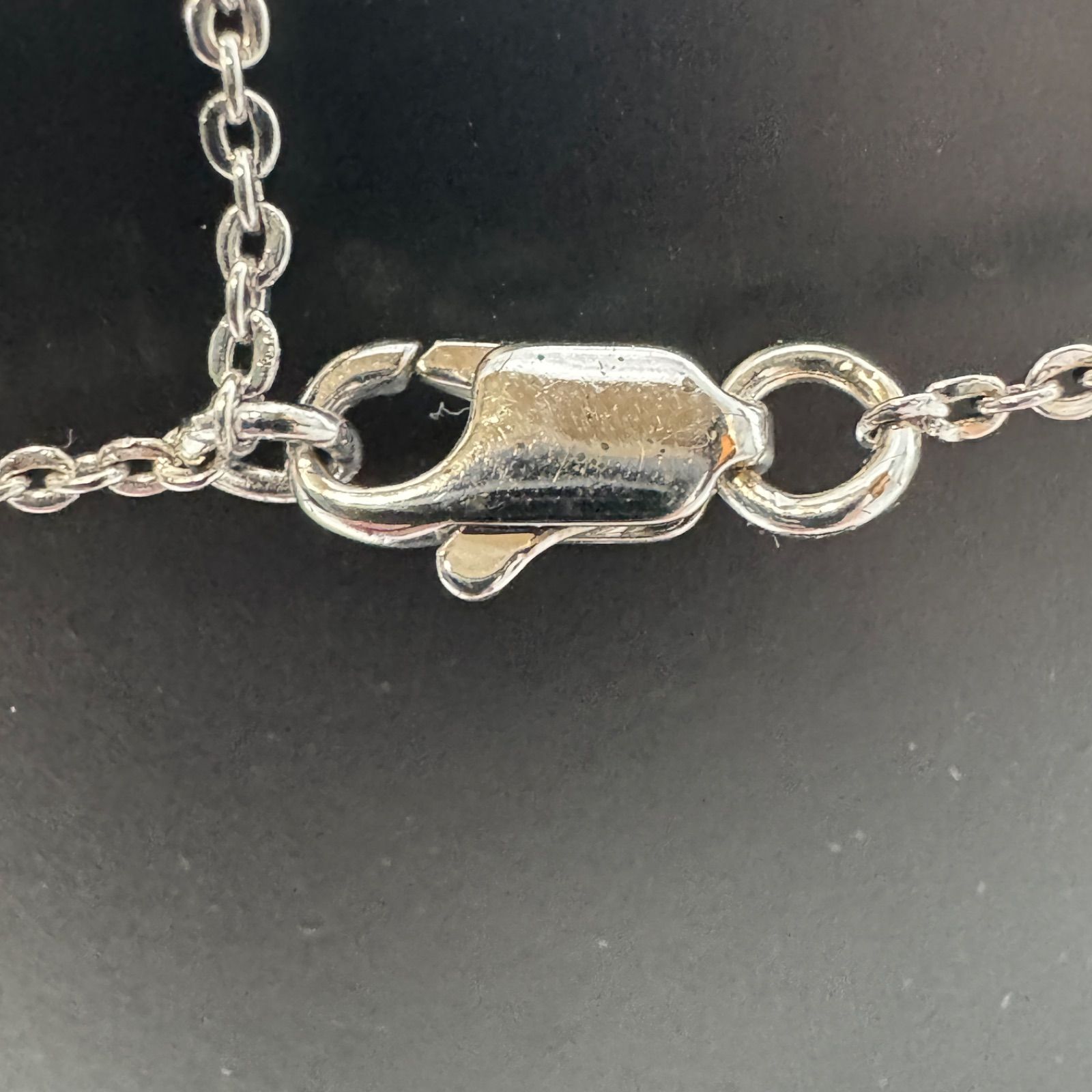 Dior シルバー ボタン型ネックレス Dior ディオール ネックレス ボタンモチーフ - メルカリ