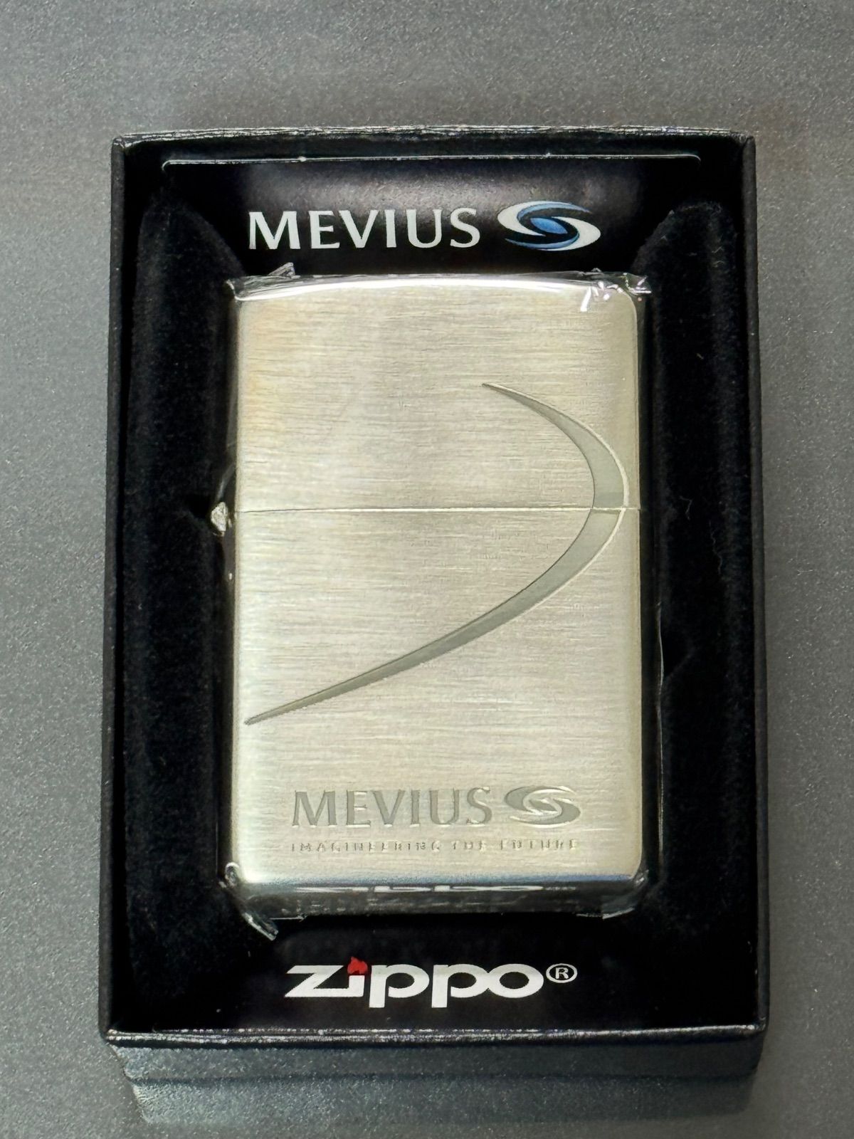 Mevius Silver zippo MEVIUS 3rd Anniversary 限定品 メビウス 3周年記念 2014年製 silver 前面刻印 デットストック ...