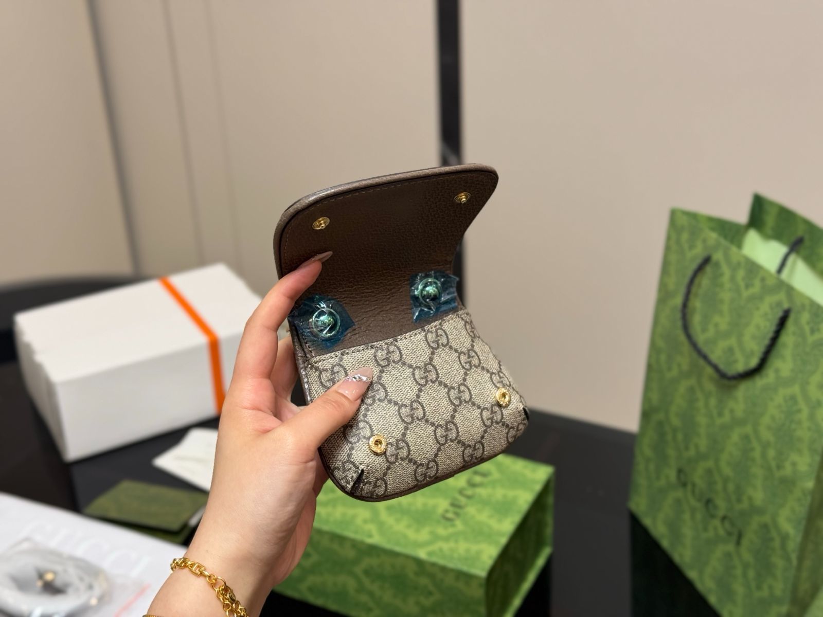 今日特価】Gucci Blondie ショルダーバッグ（12.9cm）-WTO輸入1