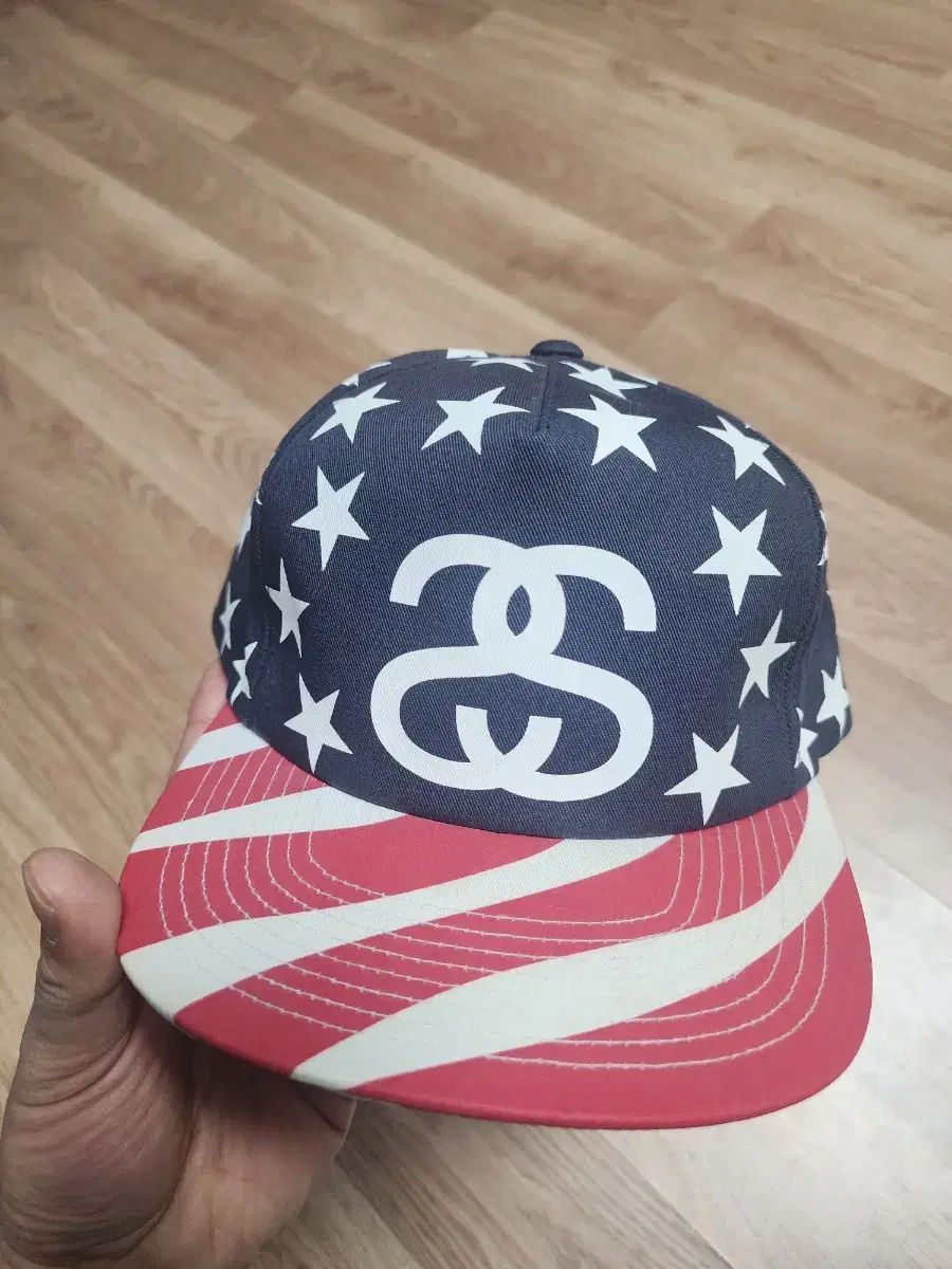 【雷市場（ポンジャン）商品韓国直送】 STUSSY(ステューシー) ビックロゴ スプライト スナップバック