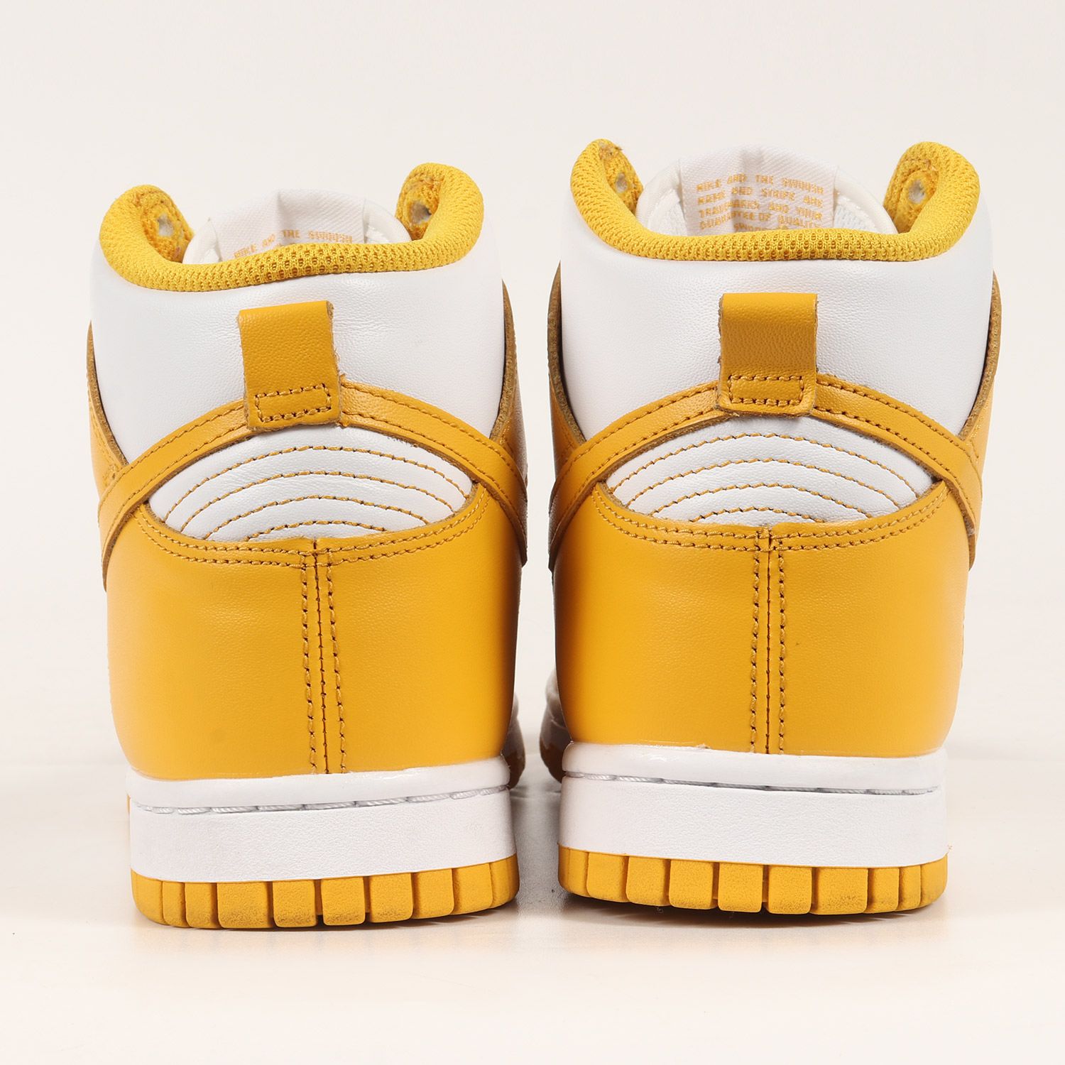 美品 NIKE ナイキ WMNS DUNK HIGH DARK SULFUR (DD1869-106) 2021年