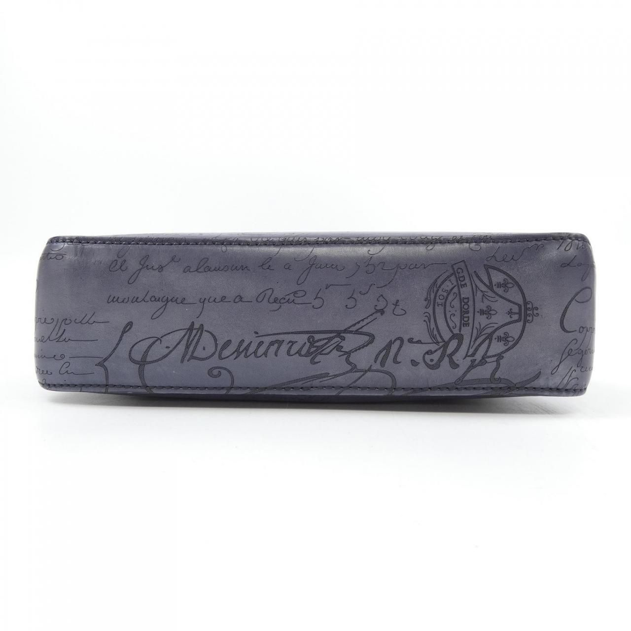 トゥジュールガリバーグラディアントスクリットレザーメッセンジャー