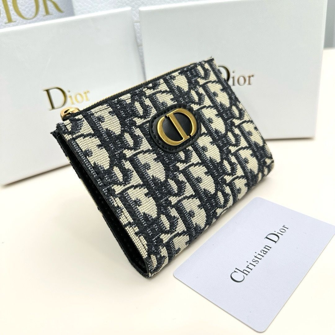 本日限定】?Dior 最新モデル D29 マルチカードケース ? 高級