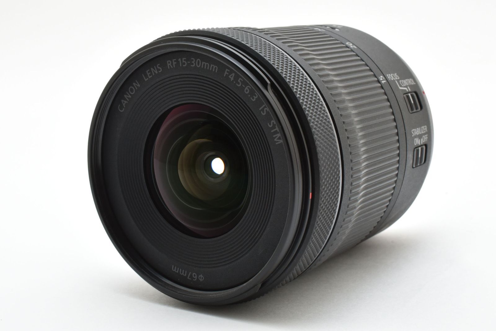 上 キヤノン Canon RF 15 30 mm F 4 5 6 3 IS STM レンズキャップ付き