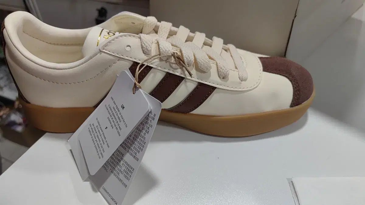 adidas(アディダス) ネオ 270 サイズ VL コート 2 0 クリーム