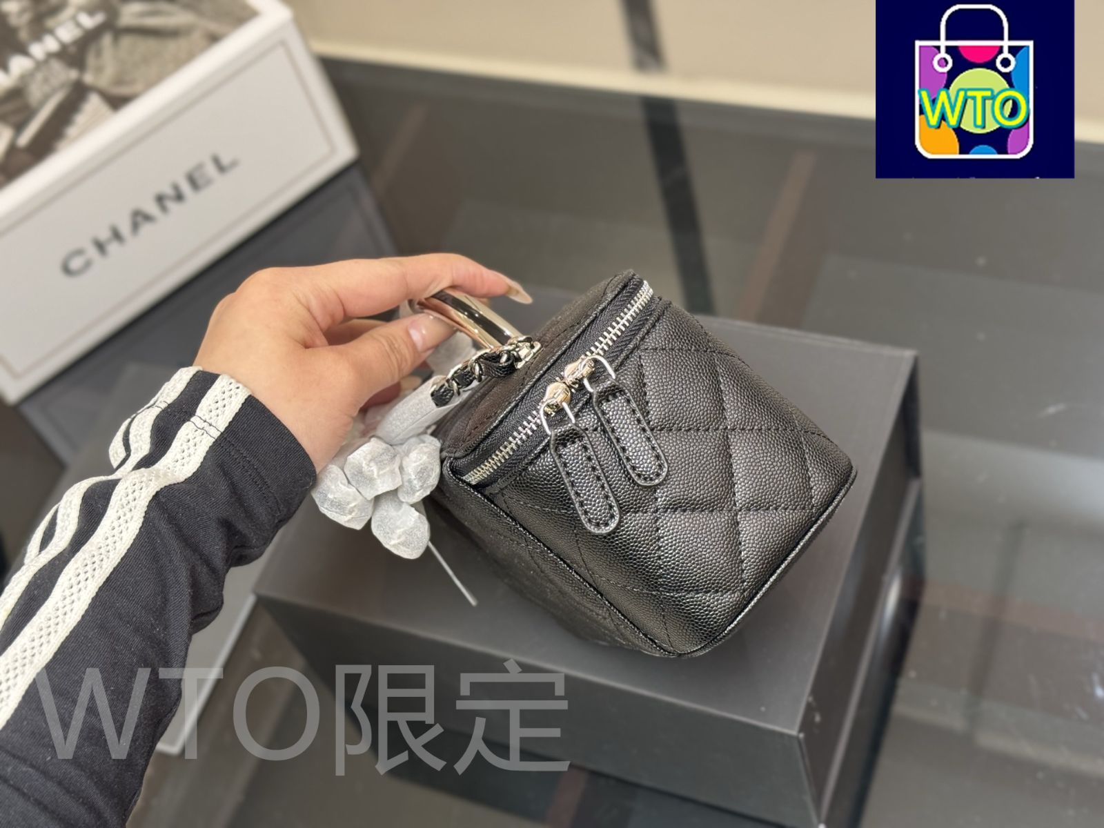 【長方形のデザイン◆】上品さが際立つ☆ CHANEL ボックスバッグ 今日特価】Chanel ボックスバッグ / 化粧ケース～最高の