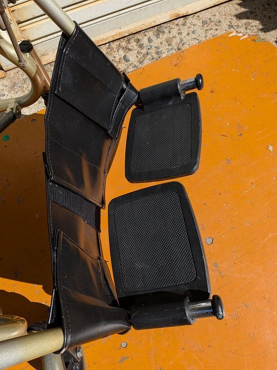 一部地域を除く カワムラ ぴったりフィット KPF-16-42 リクライニング車椅子 KM-25-1016-15