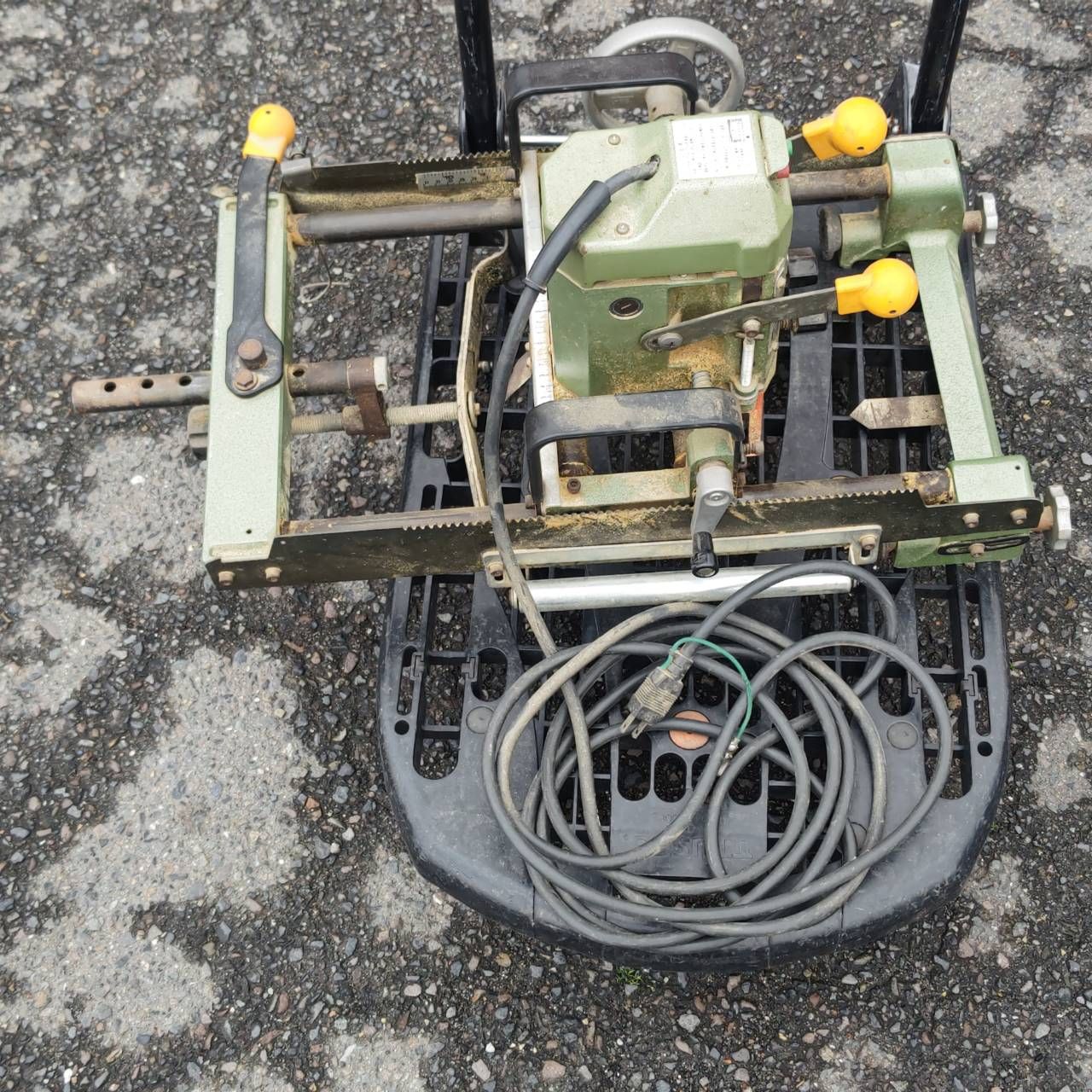 S92320 makita マキタ 大入レ ルーター 2516N 【公式通販】