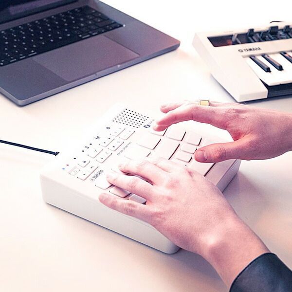Yamaha FGDP-30 フィンガードラムパッド 美品 Amazon.com: Yamaha Finger Drum Pad – Compact Electronic Drum