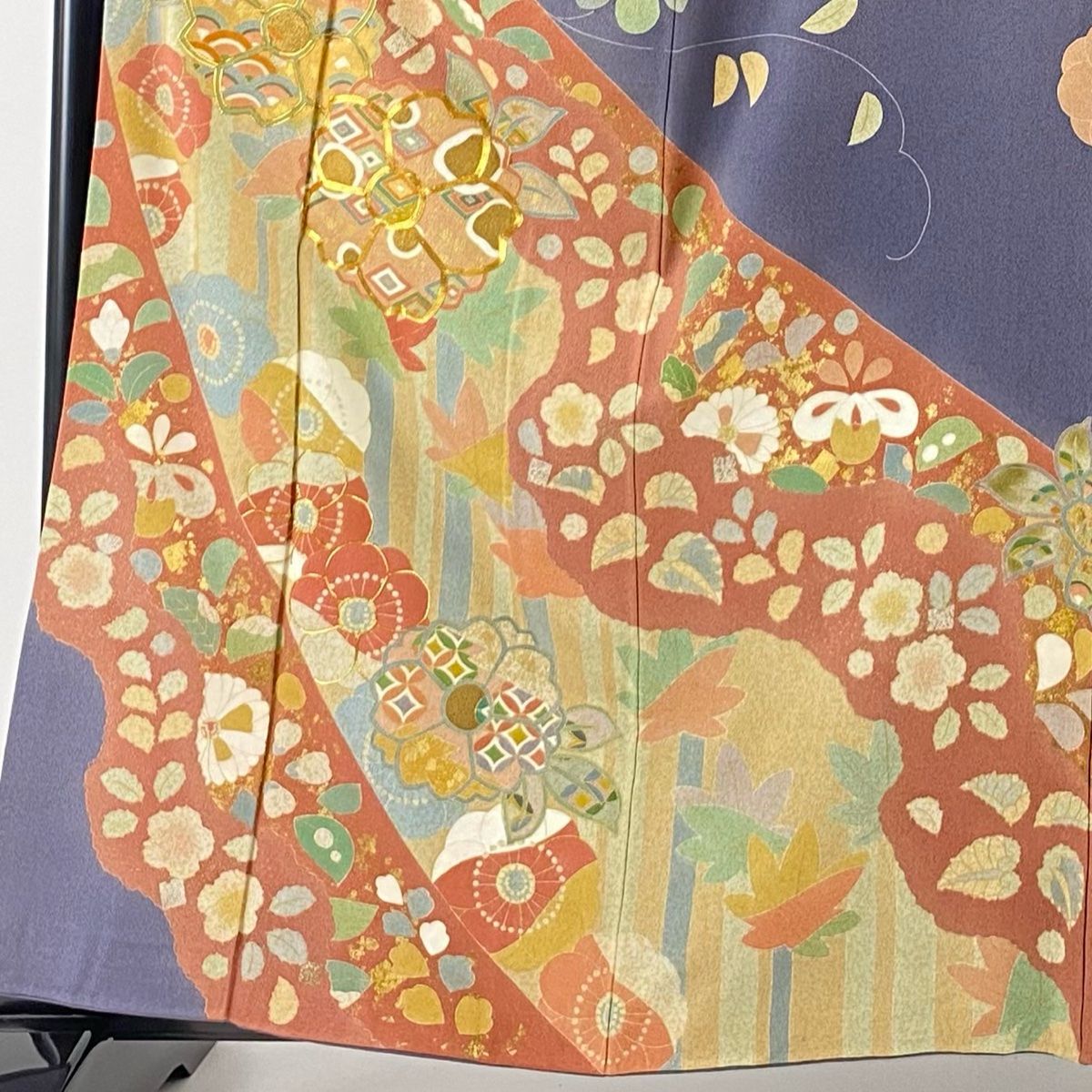 振袖 身丈160.5cm 裄丈65.5cm M 袷 落款 草花 梅 金糸 金彩 灰紫 正絹 名品