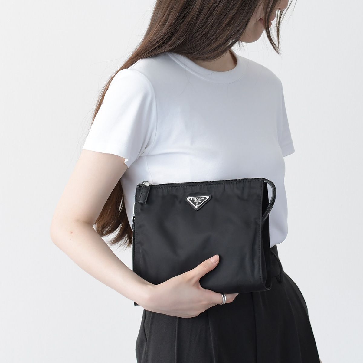 PRADA プラダ リナイロン ポーチ クラッチバッグ Re-Nylon x