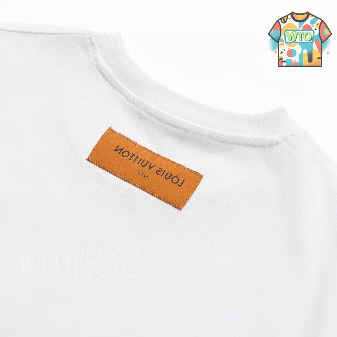 今日特価】Louis Vuitton 2025 夏 赤い小ロゴ刺繍丸首半袖 T