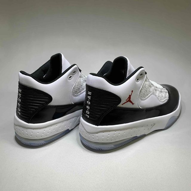 Jordan Max Aura 2 NIKE ジョーダンマックス オーラ27㎝ 61l92iKNooL._AC_SY300_QL30_.jpg