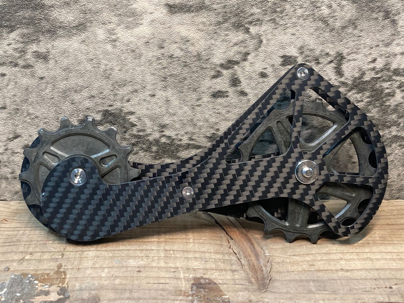 カーボンドライジャパン CARBON