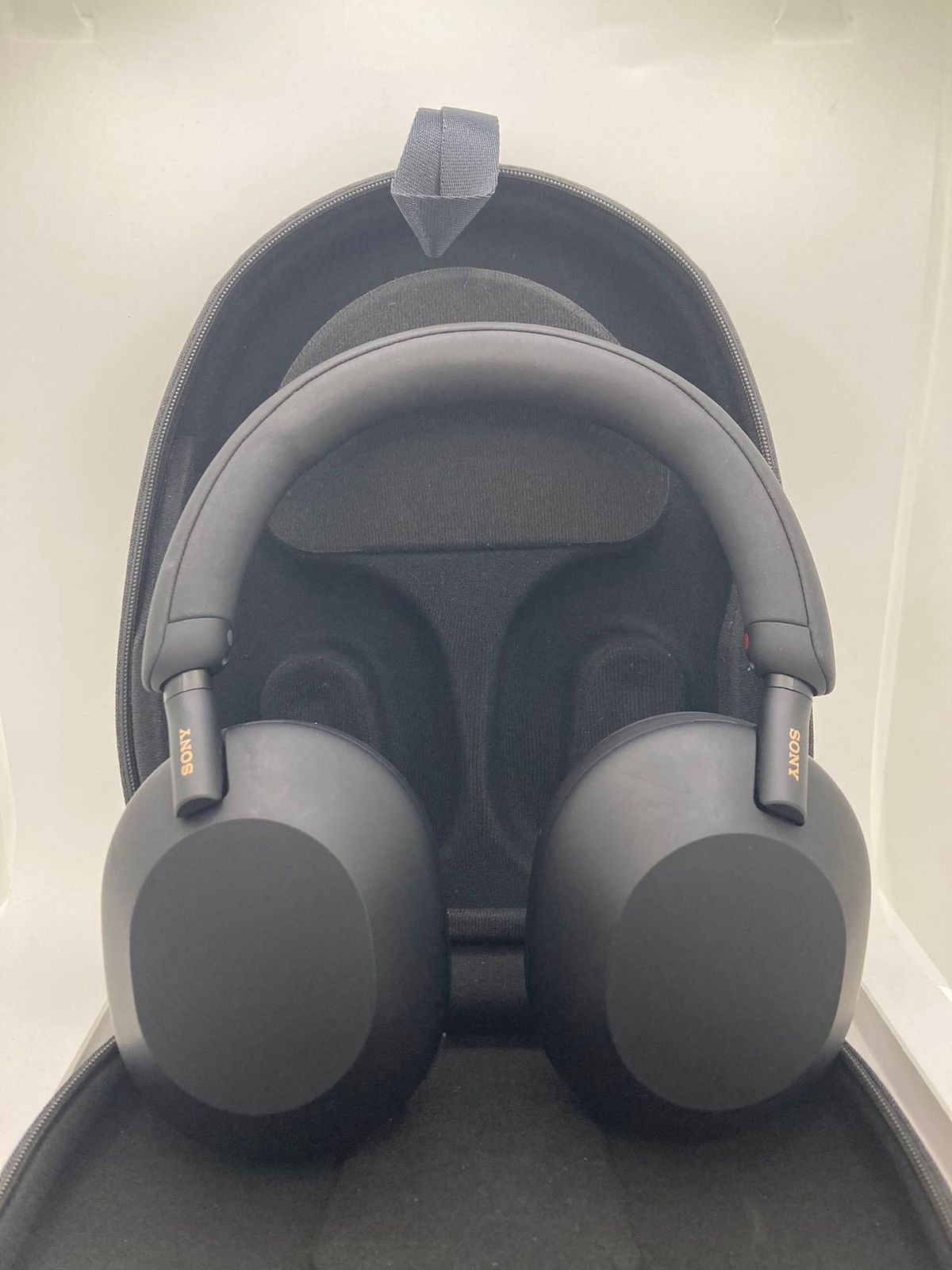 美品 ソニー WH-1000XM5 ワイヤレスノイズキャンセリングヘッドホン  