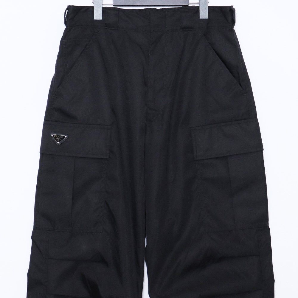 パンツ PRADA CARGO SHORTS SPH393 S000 1WQ8 PRADA CARGO SHORTS SPH393 S000 1WQ8