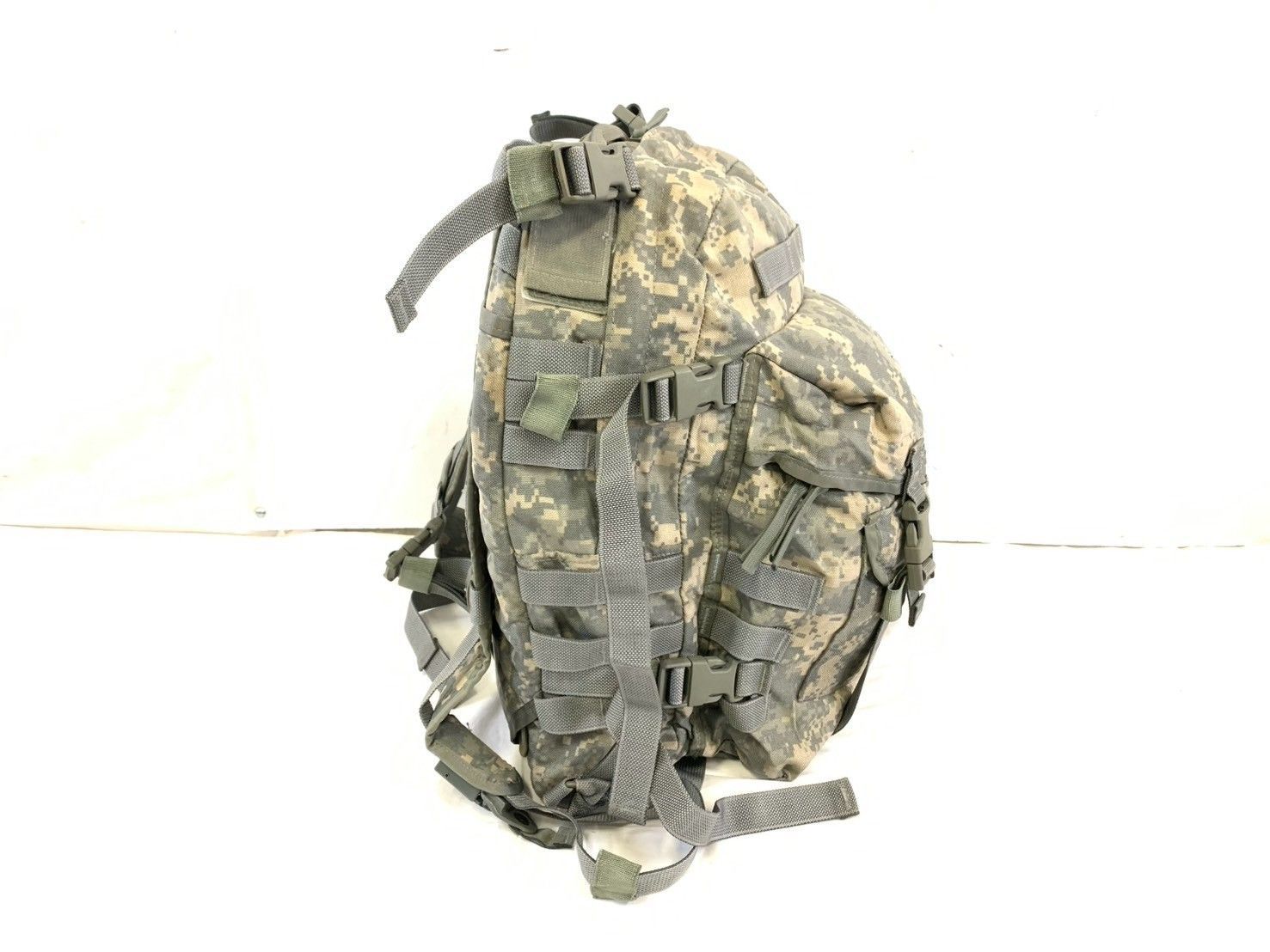 米軍放出品】MOLLE2 アサルトパック リュック バックパック