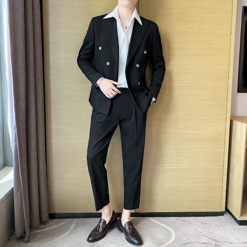 超希少 スリーピース 新品 メンズ ストライブ柄 ダブルスーツ