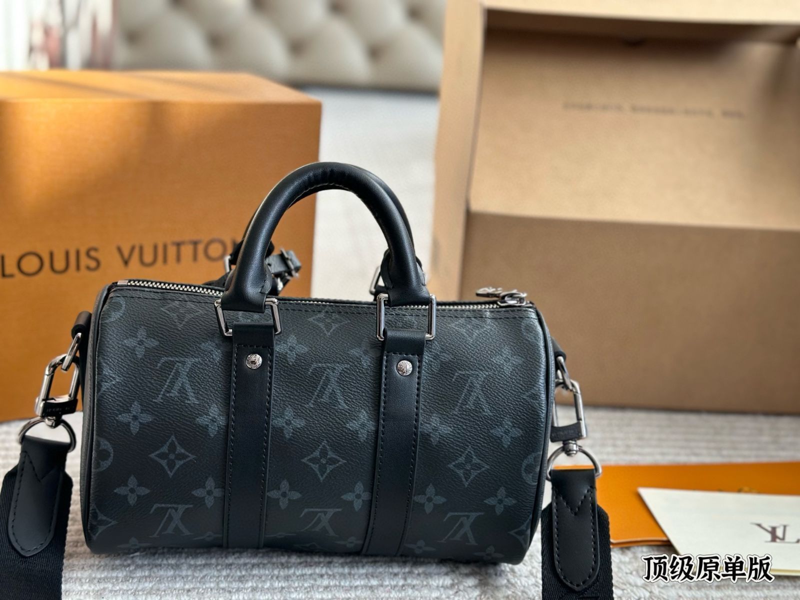 今日特価】Louis Vuitton X Nigo Keepall XS 21 Pillow Bag ルイ