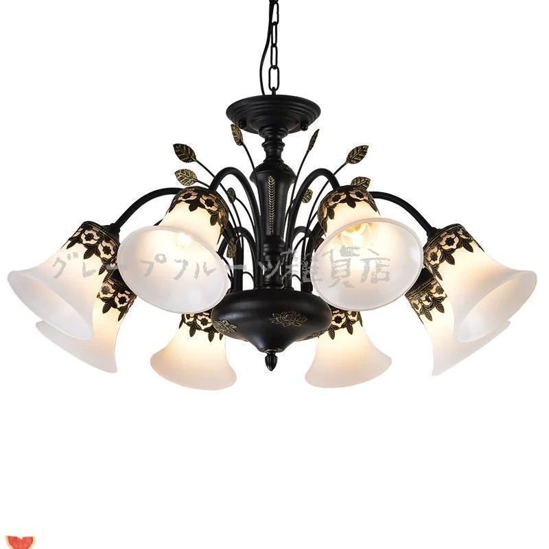 感溢れるシャンデリア