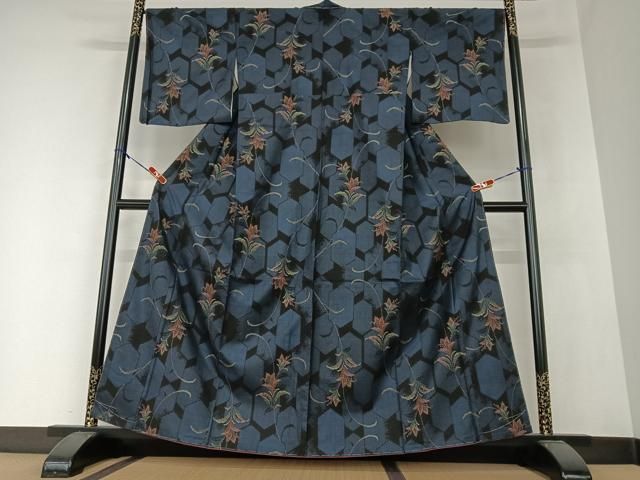 本場大島紬 ヱ霞に草花 本場大島紬 ヱ霞に草花