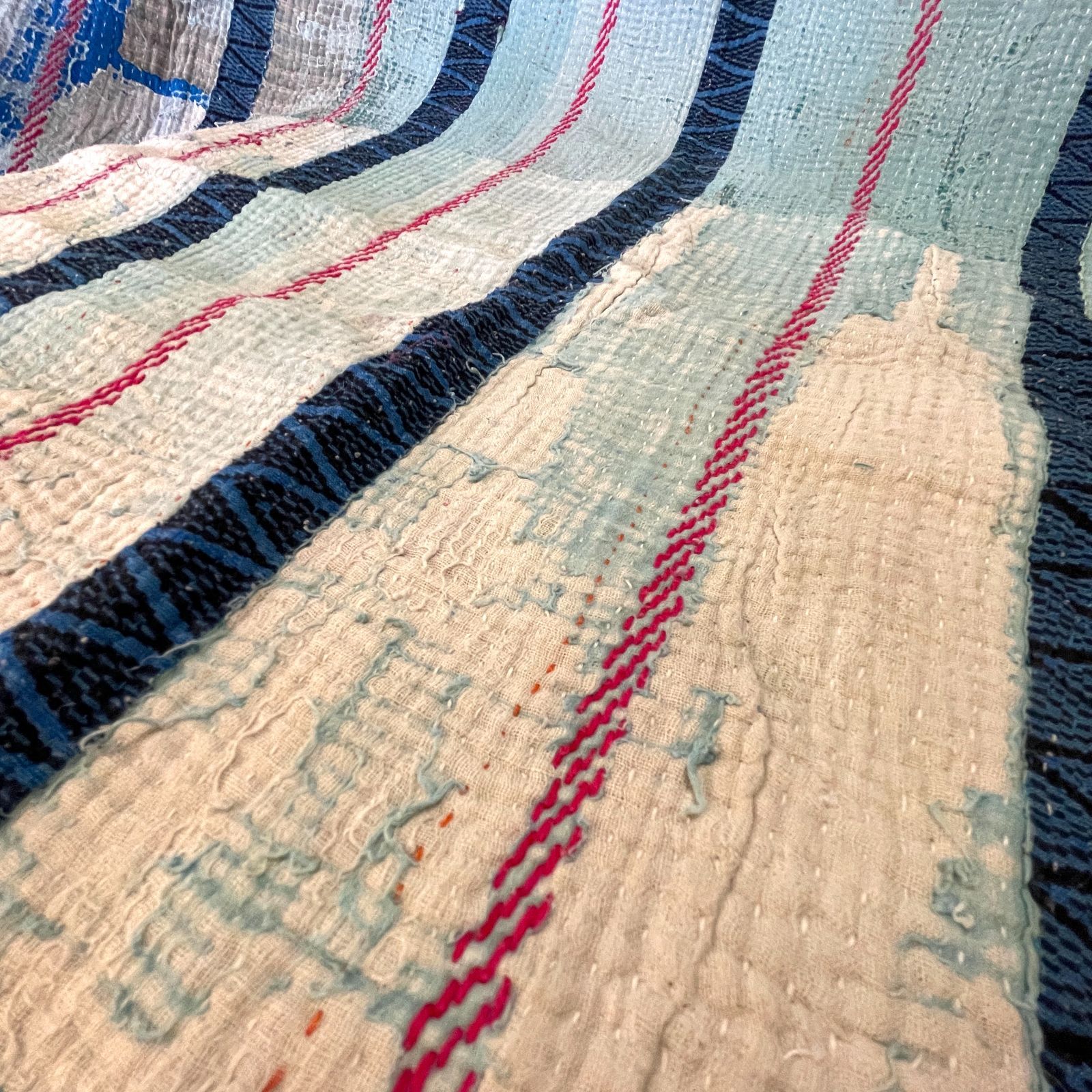 インド製ヴィンテージカンタラリーキルト ストライプマルチカバー