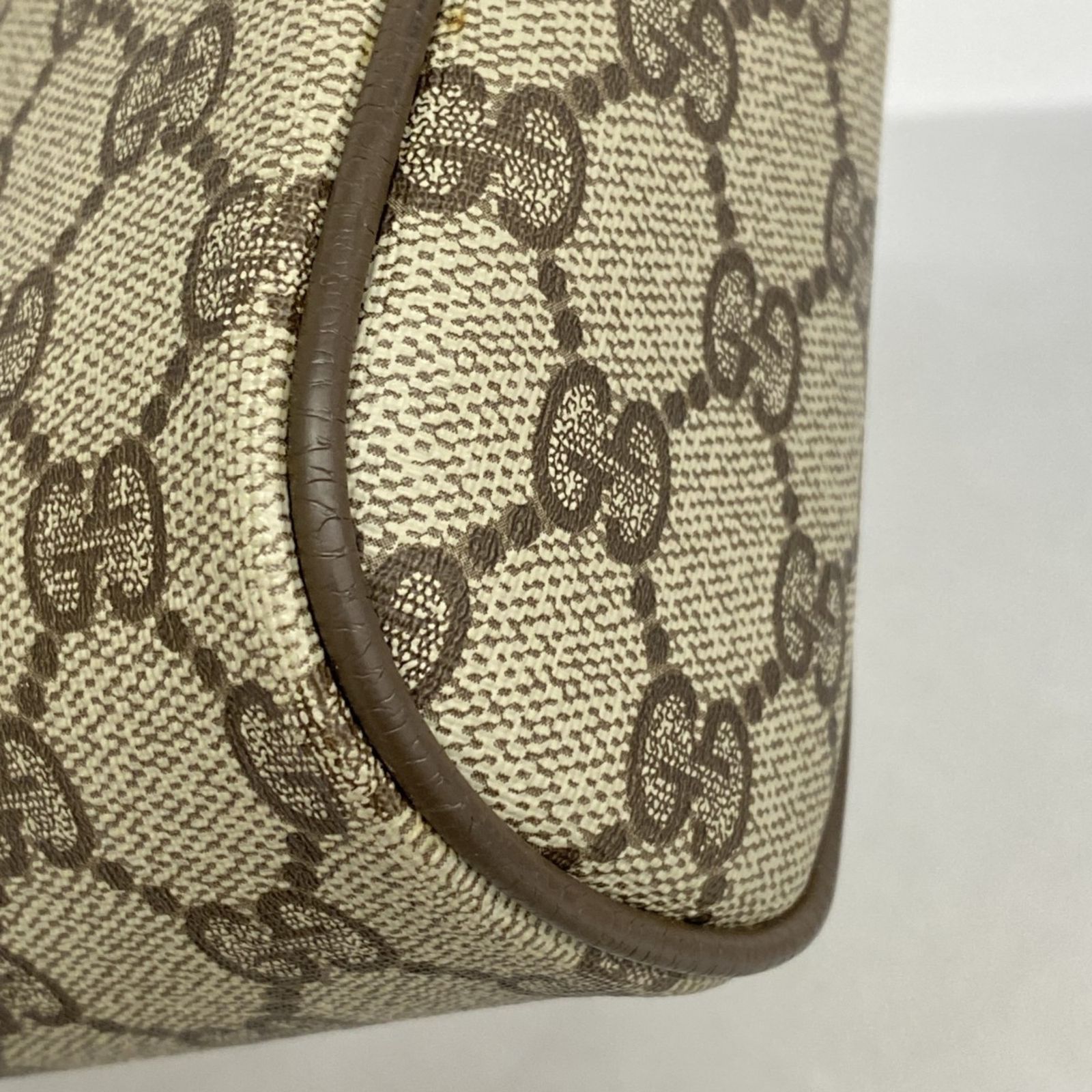 お手頃価格で大人気！ グッチ Gucci グッチ クラッチバッグ GGスプリーム シェリーライン 63 01 012 ブラウン メンズ レディース 当店の商品全て正規品！