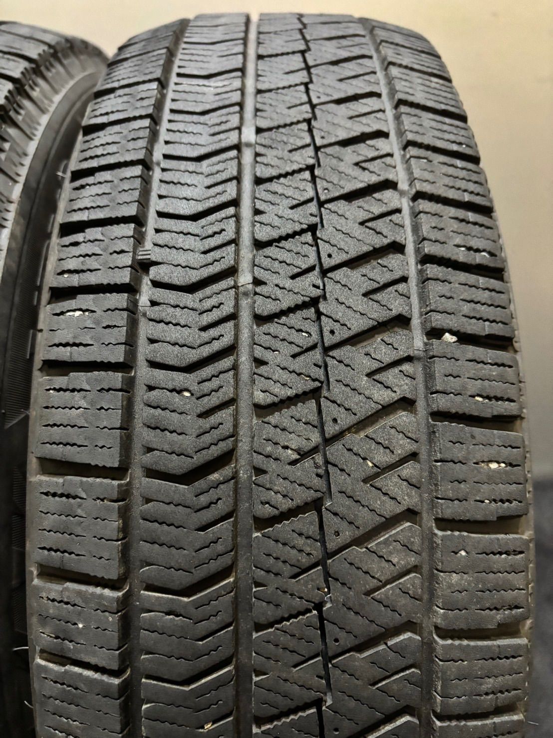 175 65R14 BRIDGESTONE VRX2 21年製 スタッドレス 4本 ブリヂストン ブリザック 4-K390