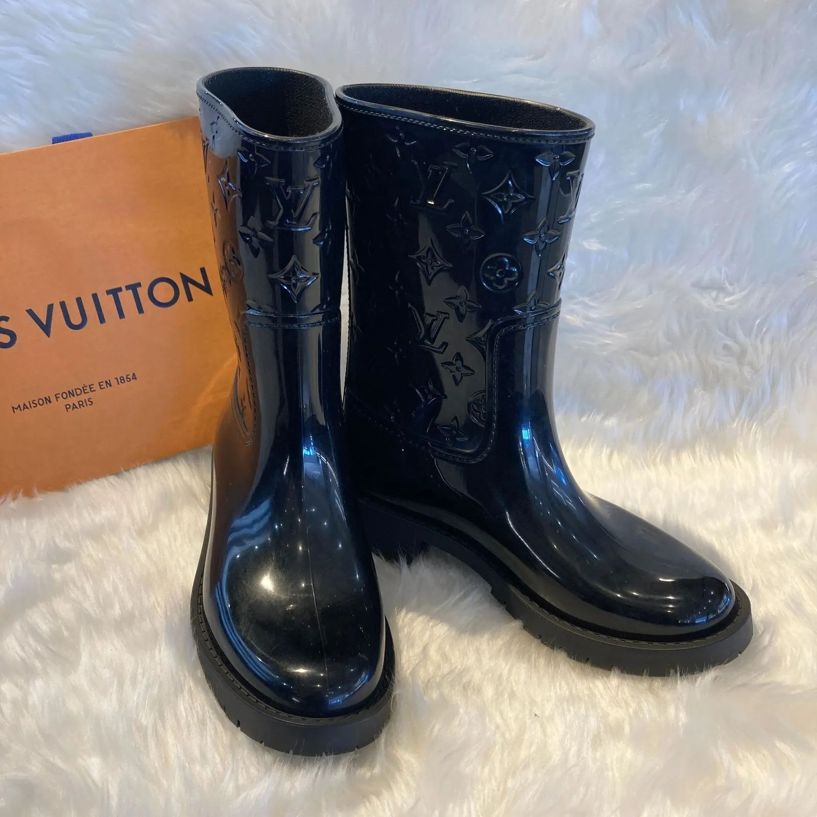 LOUIS VUITTON ルイヴィトン ドロップス・ライン ブーツ モノグラム