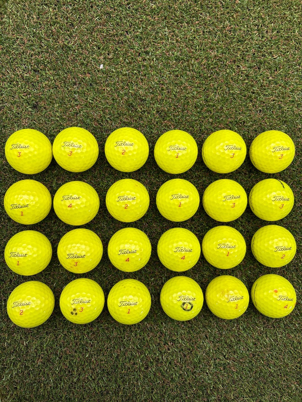 ☆SALE☆タイトリスト/PROV1x/2023/イエロー/品質/ロストボール
