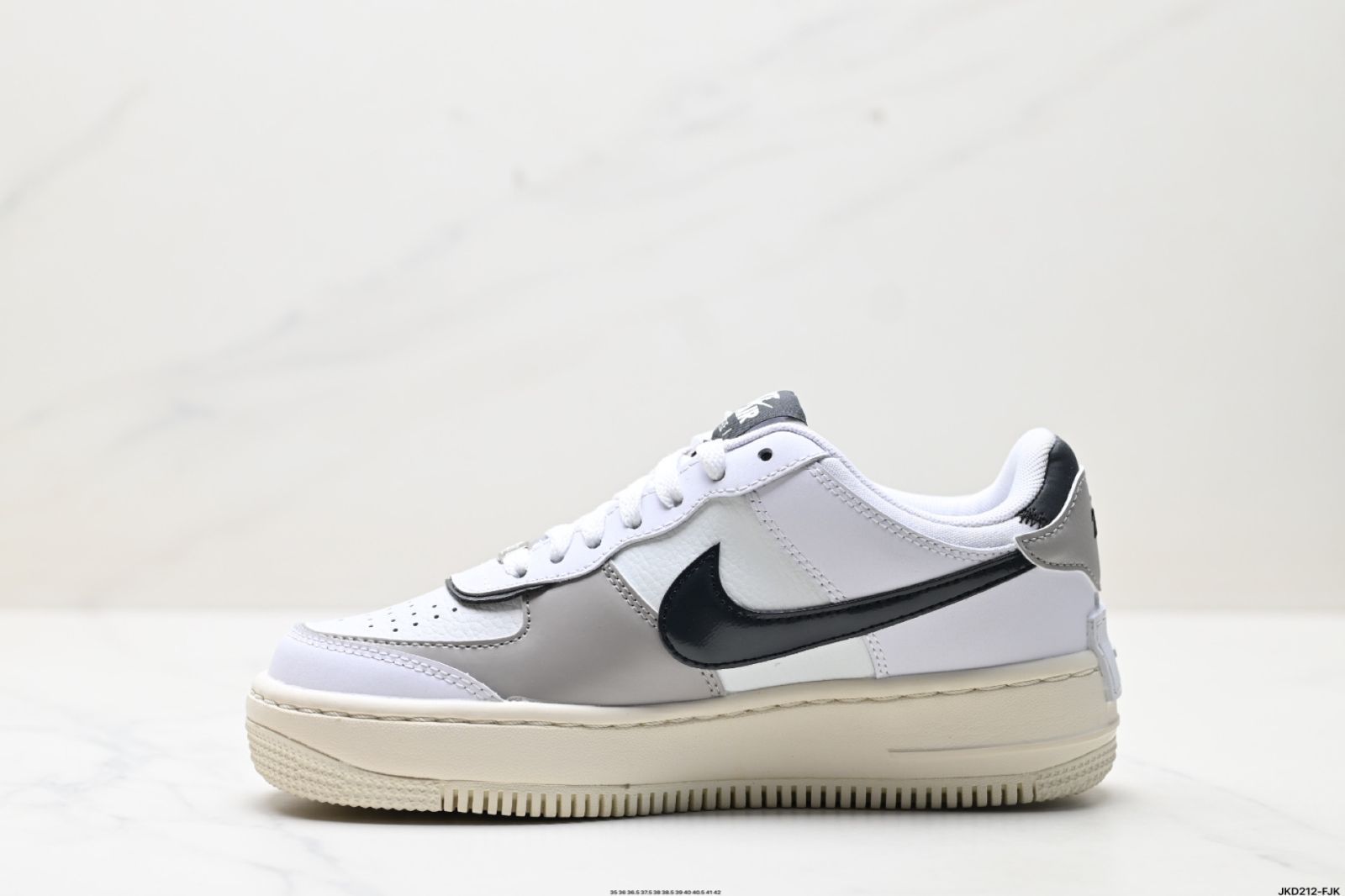 ナイキ NIKE WMNS Air Force 1 Shadow」新少女系デコンストラク
