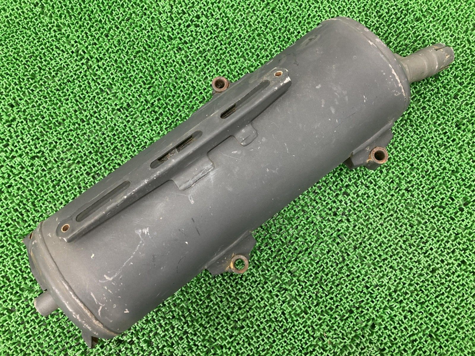 フォルツァ サイレンサーマフラー K0B TH1 ホンダ 純正 バイク 部品 MF13 コケキズ無し 品薄 希少品 車検 Genuine 【中古】 92 フォルツァ サイレンサーマフラー K0B TH1 ホンダ 純正 バイク 部品
