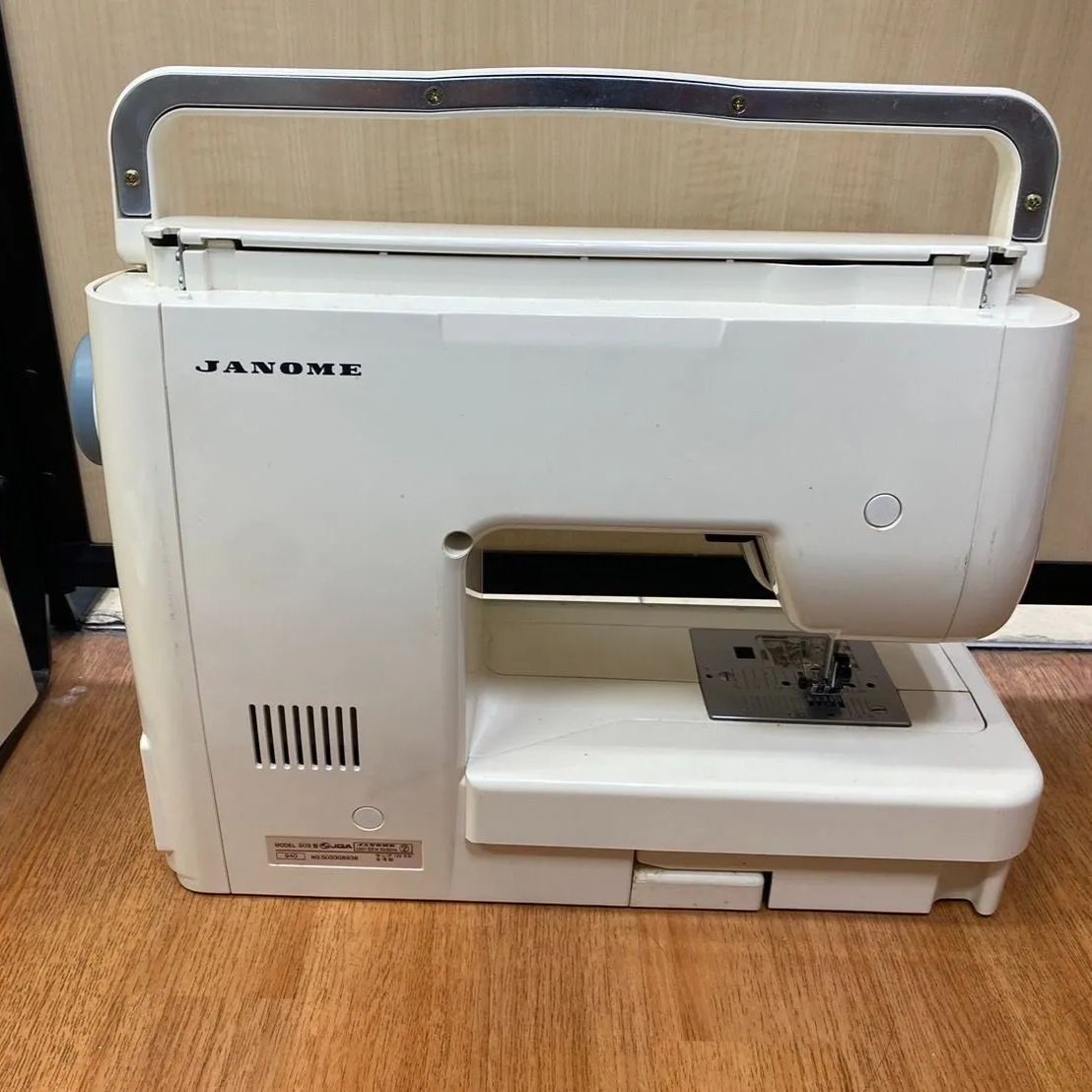 【定価123,000円】ジャノメ　503型　EQULE 940　　ミシン　本体　エクール　蛇の目　JANOME 生活家電　裁縫　昭和レトロ　 アンティーク　ヴィンテージ　洋裁　White ホワイト　服　縫い物　蛇の目ミシン