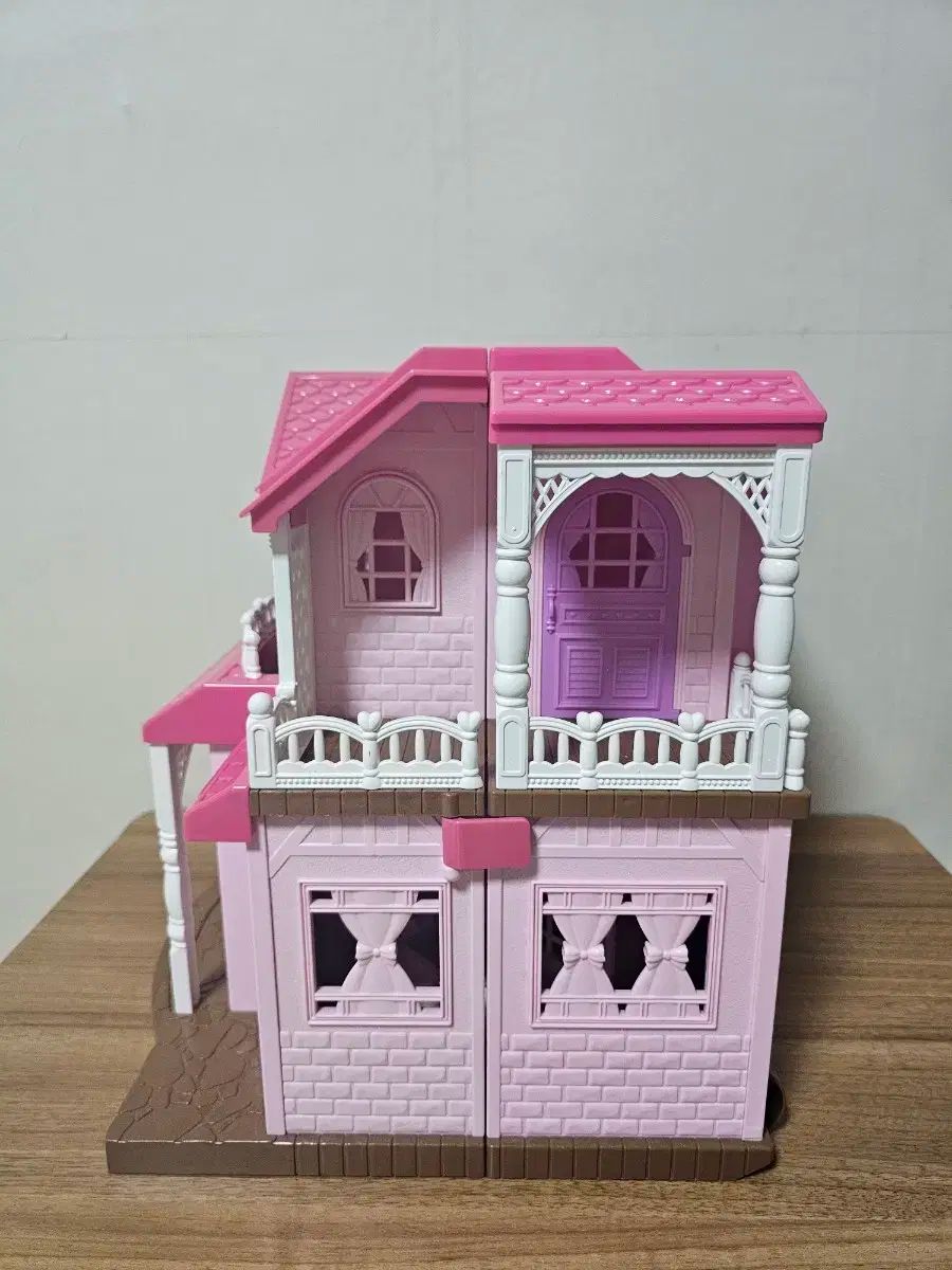 ハウス 2階建て