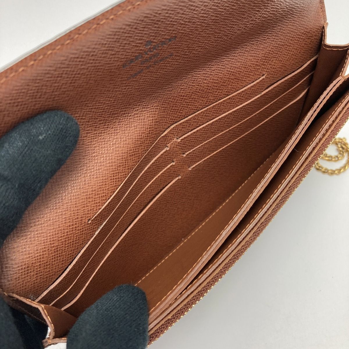 ルイヴィトン 長財布 チェーンウォレット ポルトフォイユアコル