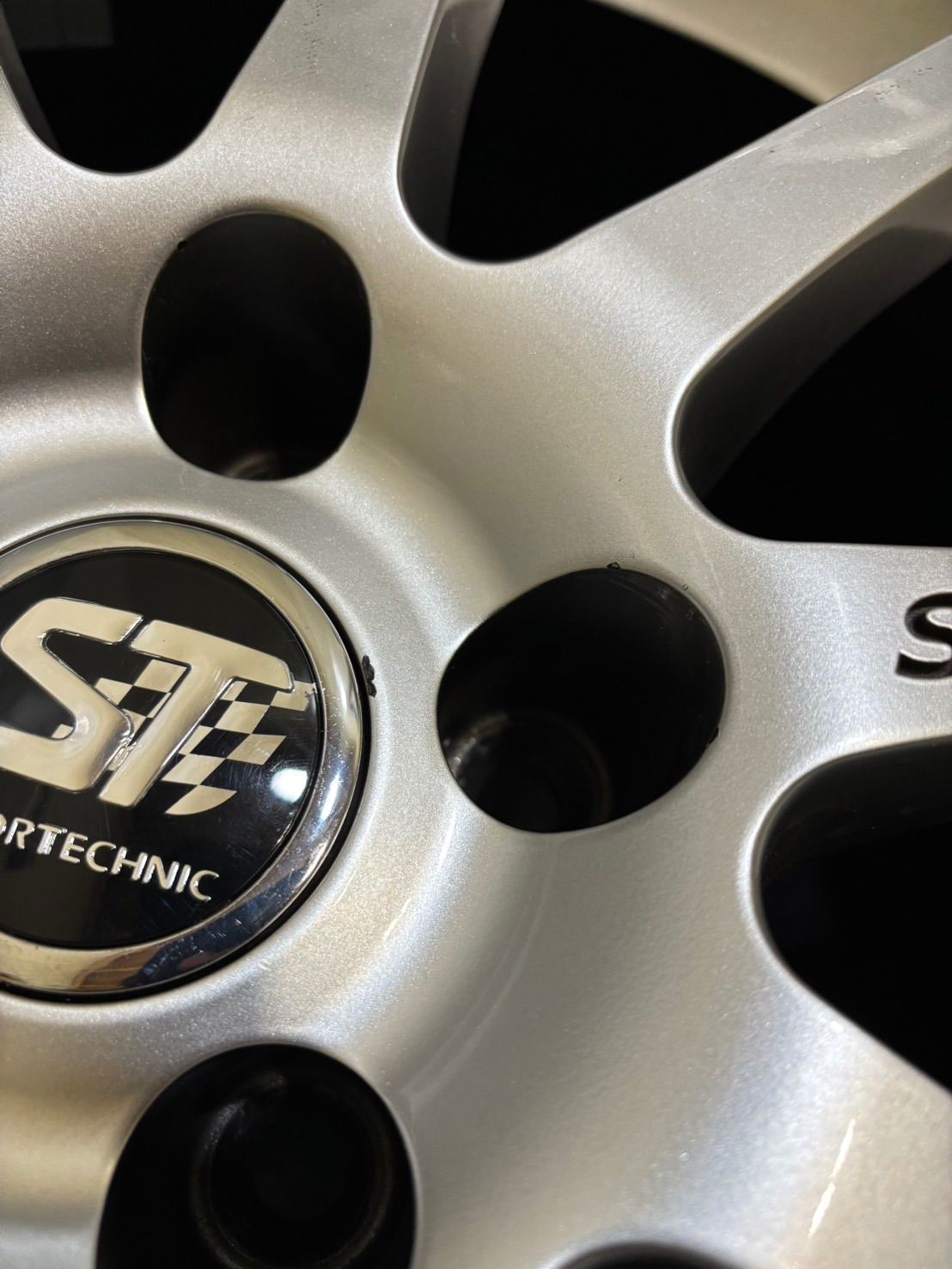 ☆225/60R17 PIRELLI/ICE ASIMMETRICO PLUS 21年製 SPORT