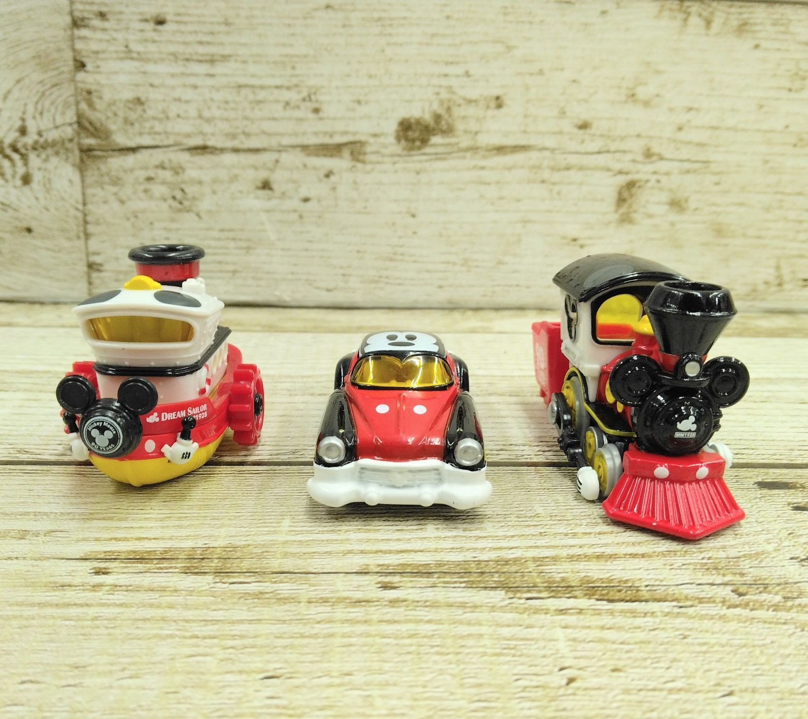 タカラトミー トミカ ディズニー ミッキーのポップコーンワゴン