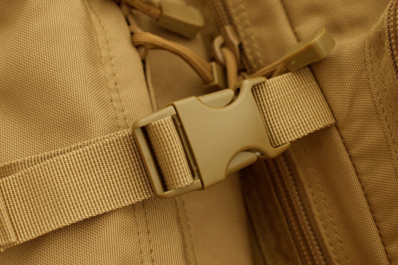 最高品質を待つ！ サイバトロン バックパック 3Pタクティカル MOLLE 防水 軽量 アウトドア ミリタリー U.Sタイプ リュックデイパック 2025年新作。