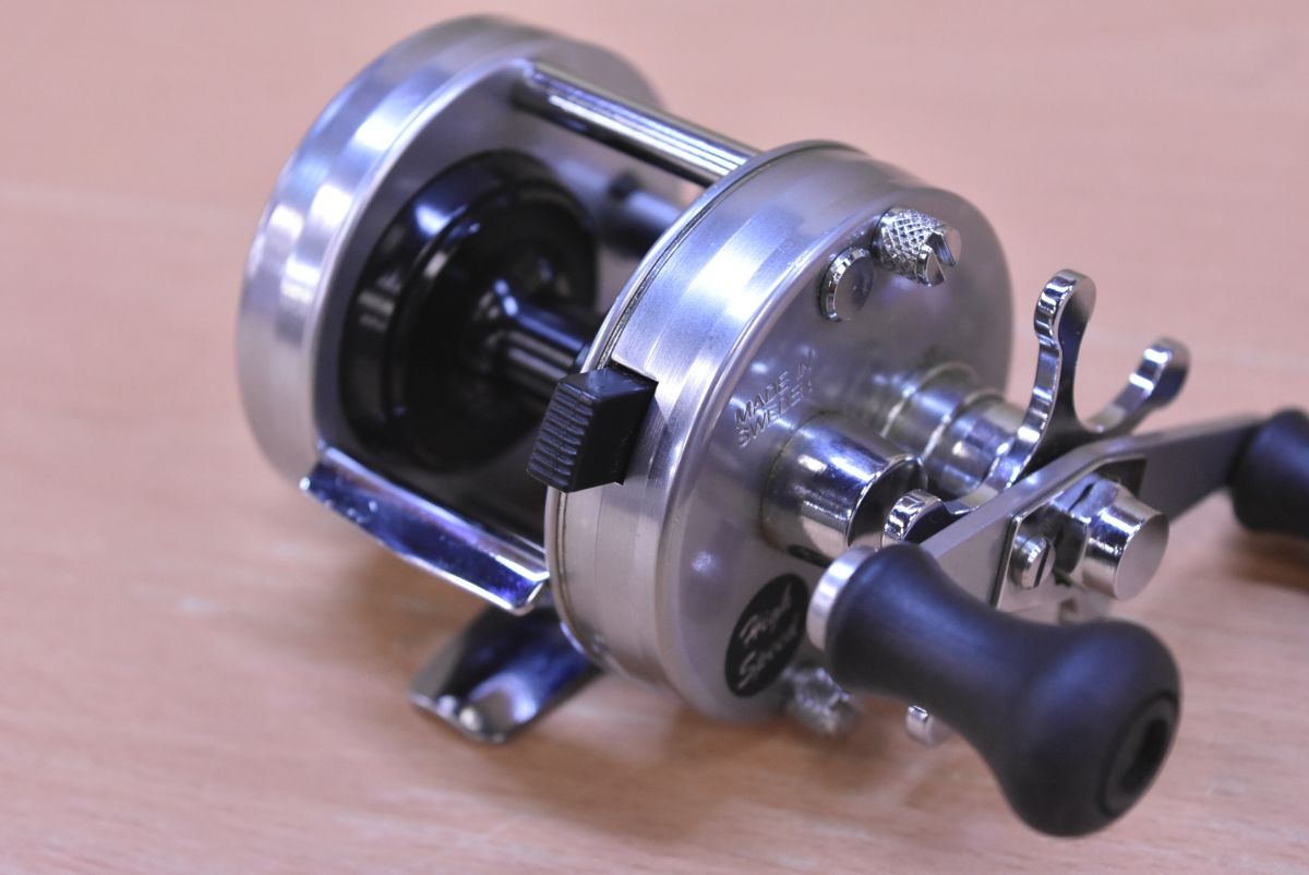 Ambassadeur　アンバサダー　ABU アブ1500C　シルバーリール Ambassadeur アンバサダー ABU アブ1500C シルバーリール 0-68/N132M