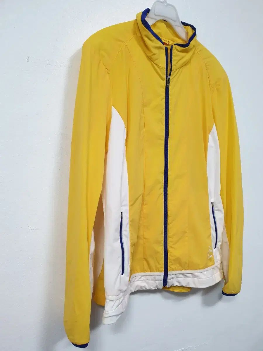 LOUIS CASTEL（ルイカステル) 黄色 ウィンドブレーカー ジャケット 95 サイズ
