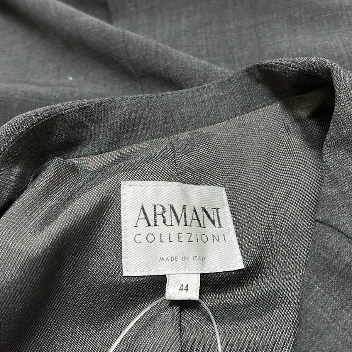 アルマーニコレツィオーニARMANI COLLEZIONI ベロア襟つまみ