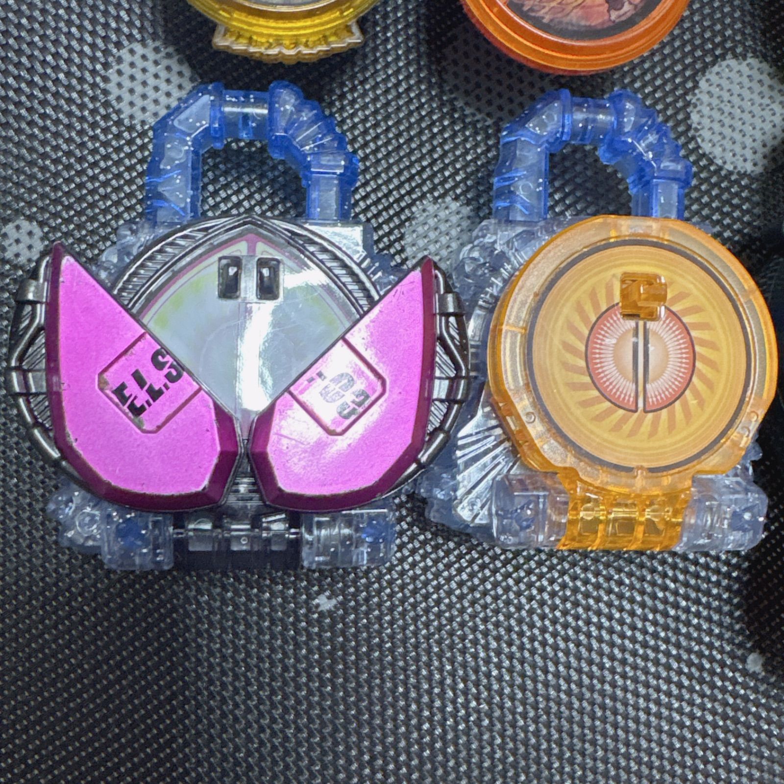 d*7様 DXロックシードまとめ売り 仮面ライダー鎧武 エナジー ロックシード まとめ売り DX 8個