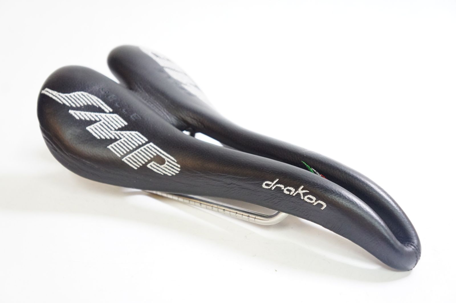 SELLE SMP セラエスエムピー DRAKON サドル | バイチャリ熊谷店