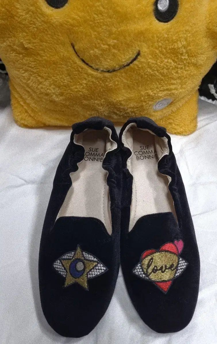 SUECOMMA BONNIE シューコンマボニー ベロア フラットシューズ